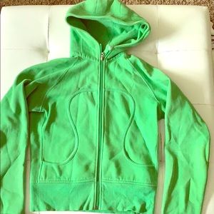 Lululemon Green Scuba Hoodie! Size 10